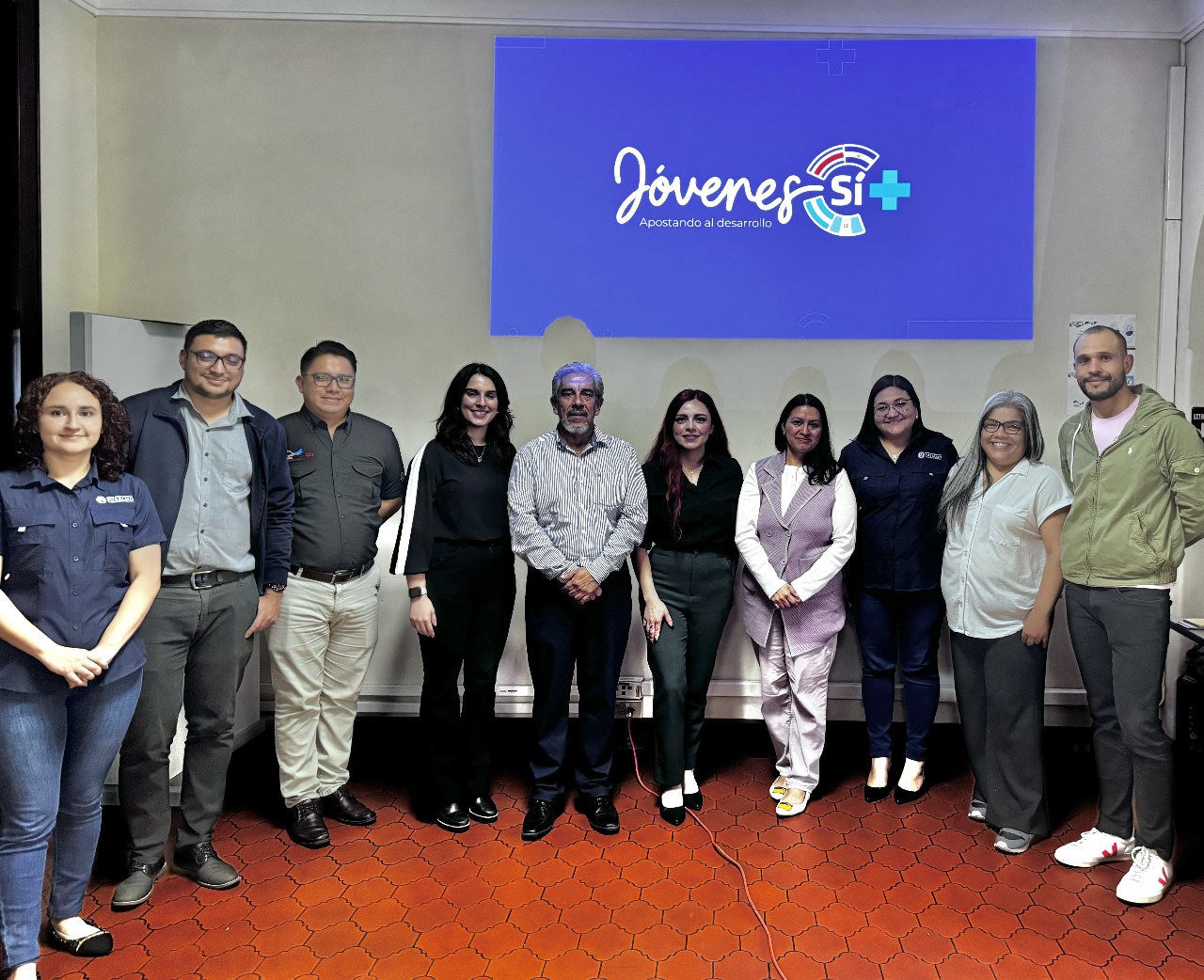 Movimiento Jóvenes Sí+ fortalece esfuerzos a nivel regional con entrega técnica en Guatemala 