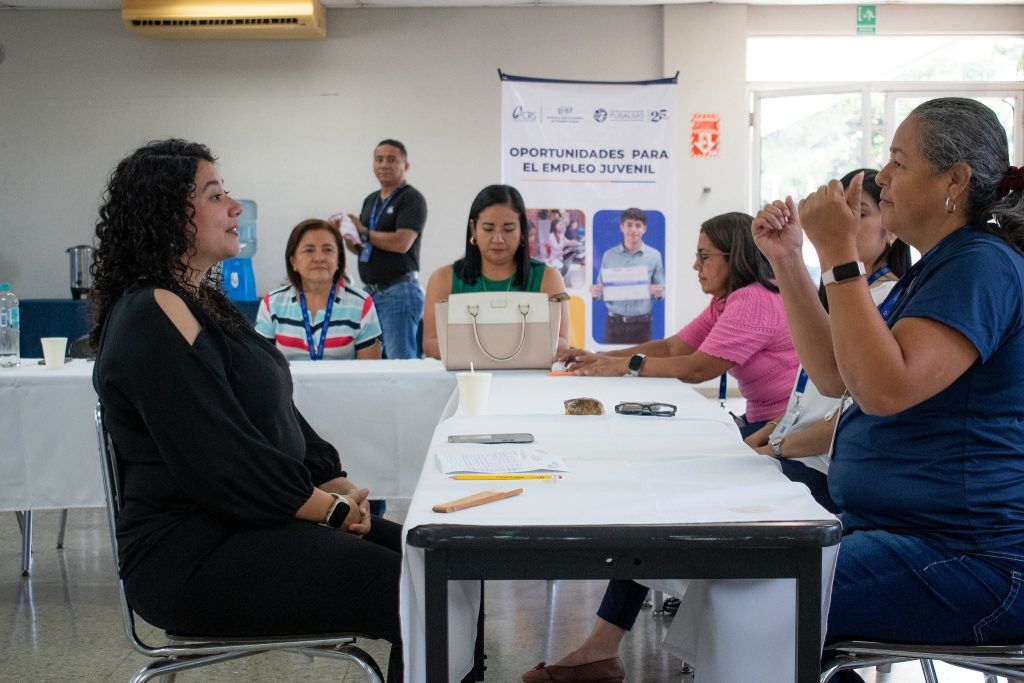 Funcionarios del Ministerio de Trabajo participan en formación en Lengua de Señas Salvadoreña LESSA impartida por FUSALMO